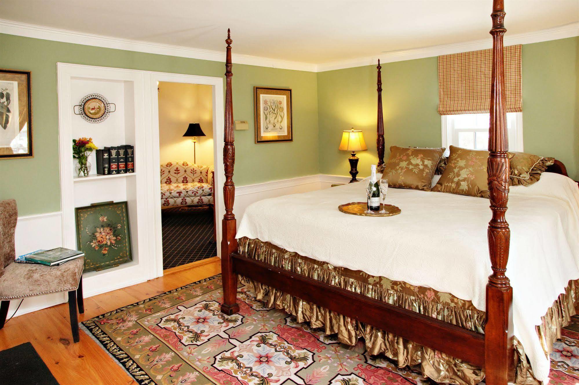 The Inn At Yarmouth Port (Adults Only) Ngoại thất bức ảnh